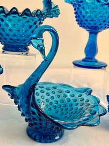 lot 71 image: Lovely Collection of Blue Fenton Hobnail Colonial Blue Items