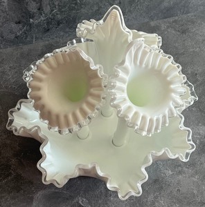 lot 10 image: Fenton Three Horn Silver Crest Epergne