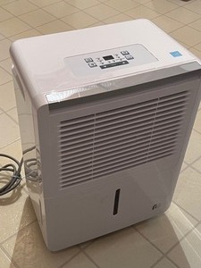 lot 322 image: Perfect Aire Dehumidifier
