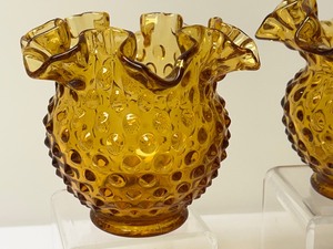 lot 294 image: Five Fenton Amber Squat Hobnail Vases