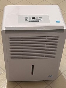lot 324 image: Perfect Aire Dehumidifier