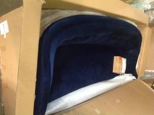 Jennifer Taylor Stewart 87.5 in. Navy Blue Velvet 3-Seater Curved Camelback Sofa with Round Arms (new) review pictures