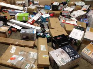 Pallet of Houseware & Home Decor items (review pictures)