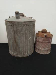 lot 4 image: Two Vintage Gas Cans