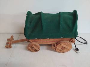 lot 19 image: Wagon Lamp