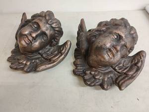 lot 78 image: Cherub Busts