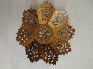 lot 80 image: Wooden Display Bowl