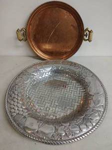 lot 85 image: Serving Trays
