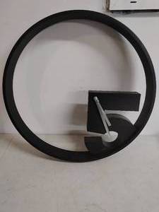 lot 87 image: Wall Clock
