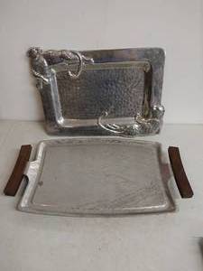 lot 88 image: Serving Trays