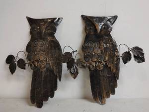 lot 101 image: Owl Sculptures