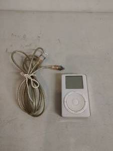 lot 7 image: iPod