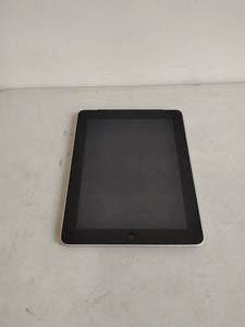 lot 9 image: iPad