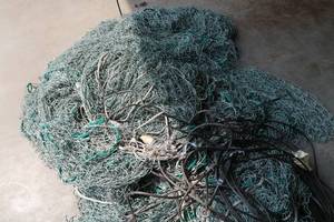 LARGE AMOUNT OF NET (BATTING CAGE)