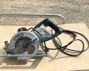 Makita Magnesium Saw