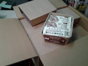 lot 171 image: Case of GoMacro Gluten free, high p...