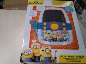 lot 179 image: Illumination Entertainment Minions ...