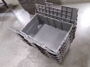 lot 94 image: Lot of 5 Clamshell closing style Li...