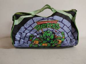 lot 29 image: Teenage Mutant Ninja Turtles Duffle Bag