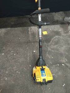 lot 80 image: Cub Cadet 4 Cycle Weed Wacker