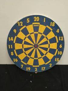 lot 103 image: Vintage Two Sided Dart Board