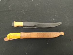 lot 115 image: Two fillet knives- RAPALA AND KA-BAR