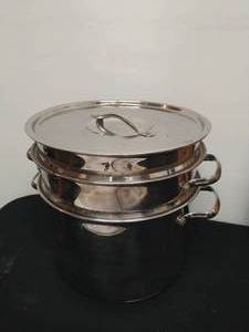 lot 125 image: Tramontina 8 Qt Double Basket Steamer