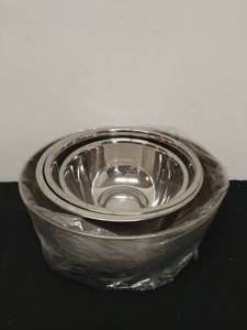 lot 131 image: Stainless Steel Mixing Bowls