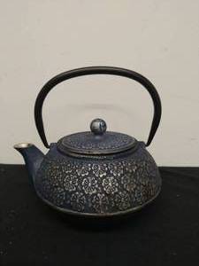 lot 138 image: Cast Iron Tea Kettle