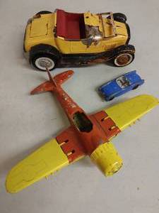 lot 61 image: Three Vintage Metal Toys