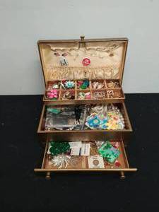 lot 165 image: Huge Collection of Costume Jewelry