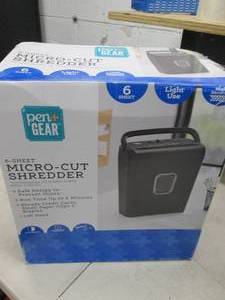 Micro cut shredder, 6 sheet, powers...