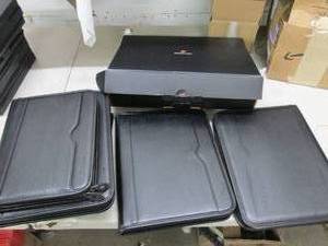 Lot of 7 ROOCASES sizes vary, brand...