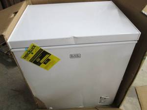 black and decker chest freezer, swi...