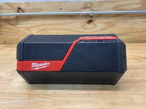 MILWAUKEE M18M12 Lithium-Ion Cordless Wireless Jobsite Speaker (Tool Only)