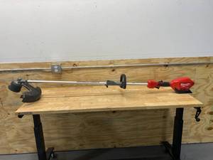 MILWAUKEE M18 FUEL 18-Volt Lithium-Ion Cordless Brushless QUIK-LOK String Grass Trimmer (Tool Only)
