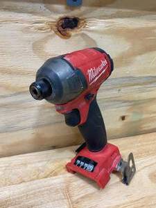 MILWAUKEE M18 FUEL SURGE 18-Volt Lithium-Ion Brushless Cordless 14 in. Hex Impact Driver (Tool-Only)
