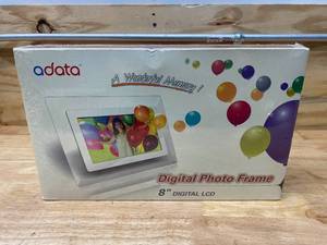 ADATA DIGITAL PHOTO FRAME 8