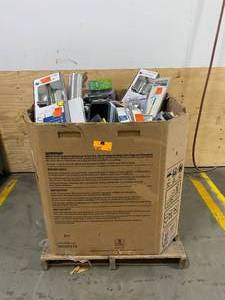 Pallet of Home Depot Returns