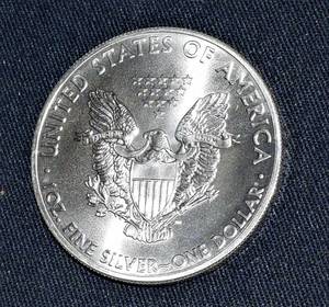 lot 820 image: 2014 Silver Eagle BU - Brillilant Uncirculated