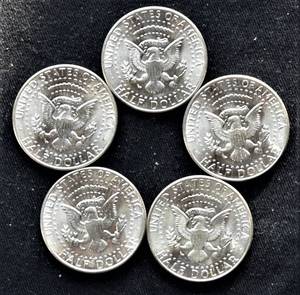 lot 895 image: Lot of (5) 1964 Kennedy Half Dollars - Brilliant Uncirculated, Been in plastic tube for decades.