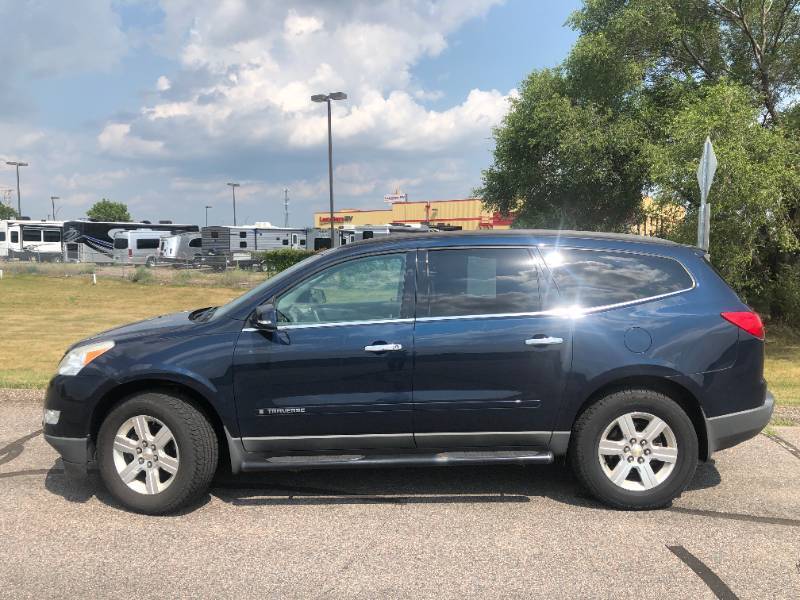 2009 Chevrolet Traverse LT - 95,345 miles - 2 OWNER