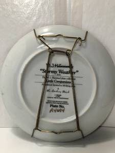 lot 2 image: Stormy Weather Hummel Plate #R4694 by Danbury Mint