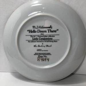 lot 9 image: Hello Down There Hummel Plate # 4694 by The Danbury Mint