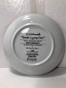 lot 12 image: Tender Loving Care Hummel Plate # 4694 by The Danbury Mint
