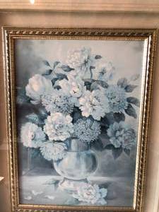 lot 23 image: Flower Picture with Ornate Gold Frame (#1)