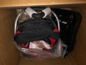 lot 92 image: NEW Infant Car Seat by BabyTrend