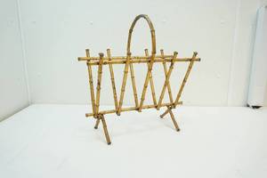 Magazine rack