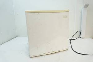 Mini refridgerator