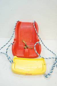 Childs swing